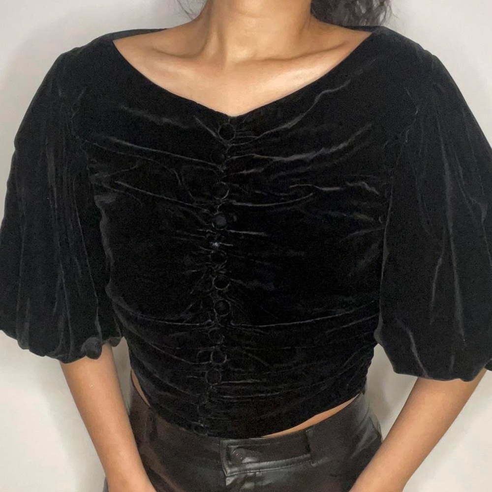 Zara velvet top bloggers fav